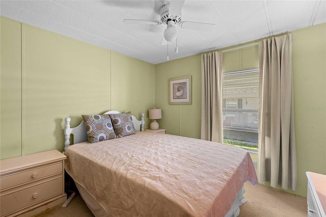 5427 SEVILLE DRIVE, Zephyrhills, FL 33541