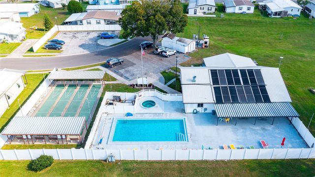 5427 SEVILLE DRIVE, Zephyrhills, FL 33541