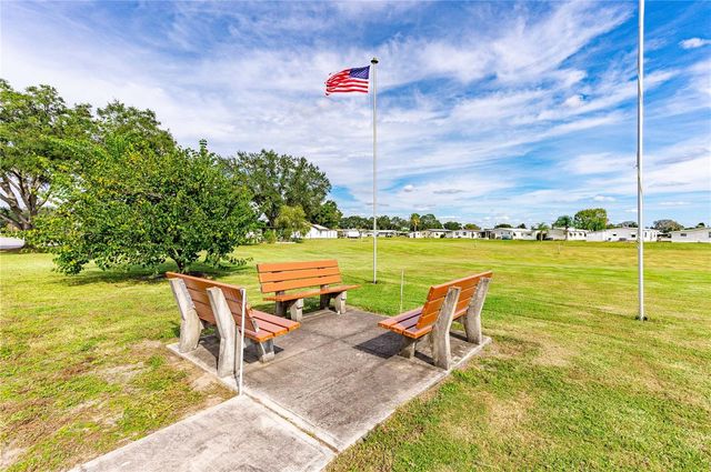 5427 SEVILLE DRIVE, Zephyrhills, FL 33541