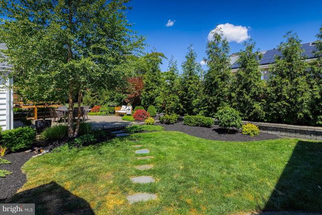 208 N MARION AVE, Wenonah, NJ 08090
