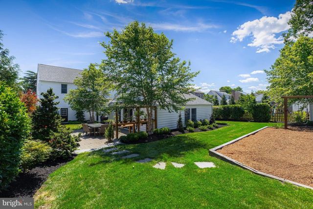 208 N MARION AVE, Wenonah, NJ 08090