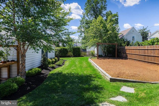 208 N MARION AVE, Wenonah, NJ 08090