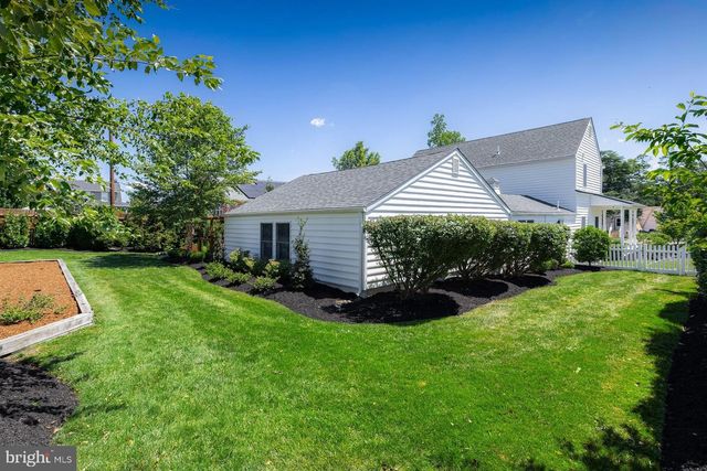 208 N MARION AVE, Wenonah, NJ 08090