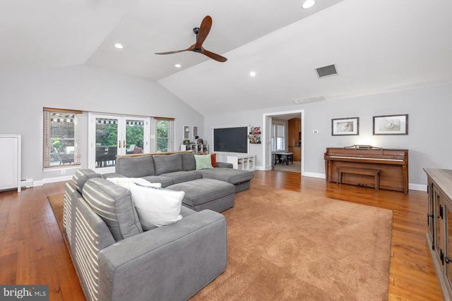 208 N MARION AVE, Wenonah, NJ 08090