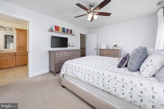 208 N MARION AVE, Wenonah, NJ 08090