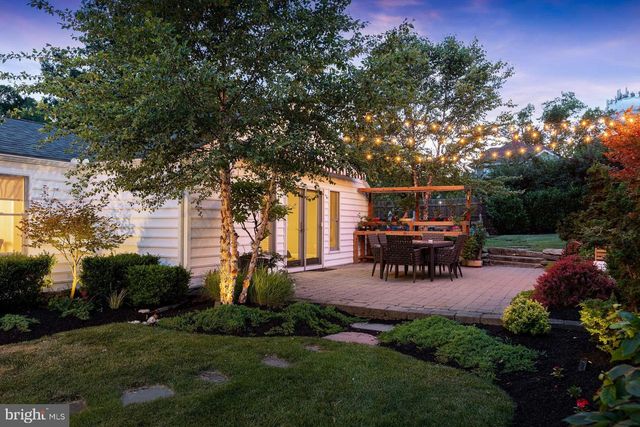 208 N MARION AVE, Wenonah, NJ 08090