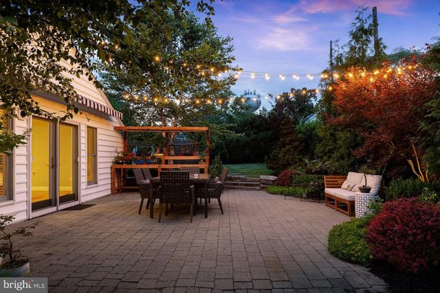 208 N MARION AVE, Wenonah, NJ 08090