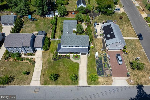 208 N MARION AVE, Wenonah, NJ 08090
