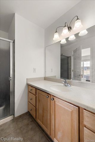 28263 Oakmonte Circle, Lyon Charter Township, MI 48165