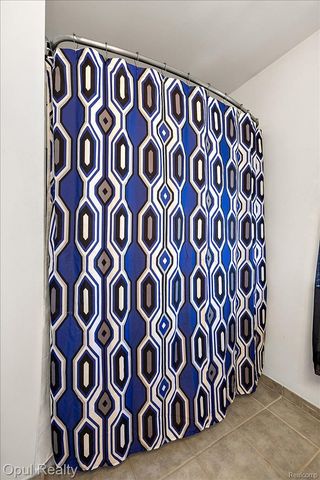 28263 Oakmonte Circle, Lyon Charter Township, MI 48165