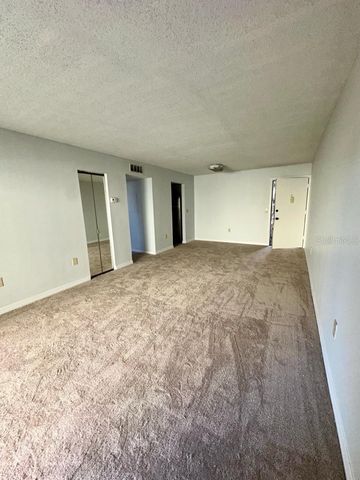 922 LAKE DESTINY ROAD C, Altamonte Springs, FL 32714