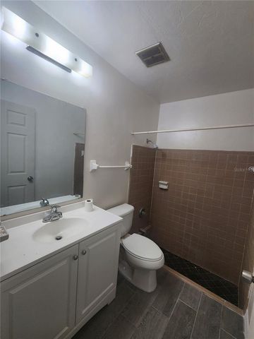 5817 NW 23 TERRACE 2, Gainesville, FL 32653