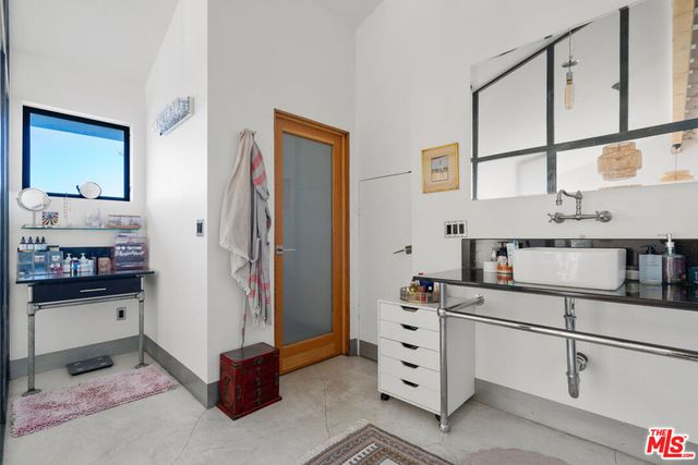 20784 Medley Lane, Topanga, CA 90290