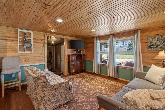 11930 S 4220 Road, Claremore, OK 74017