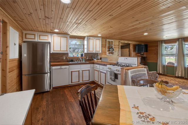 11930 S 4220 Road, Claremore, OK 74017