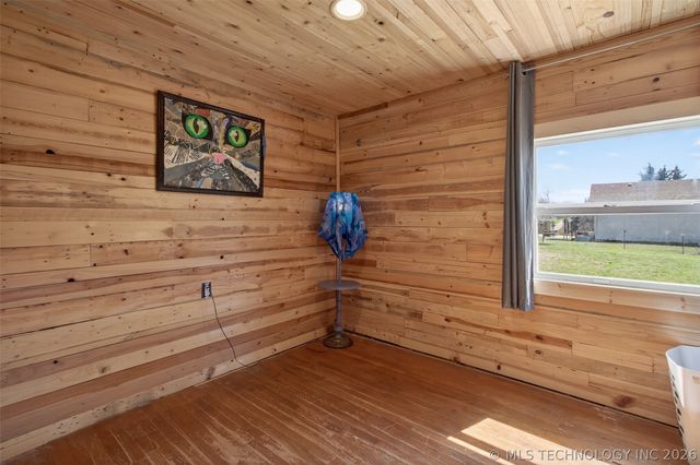 11930 S 4220 Road, Claremore, OK 74017