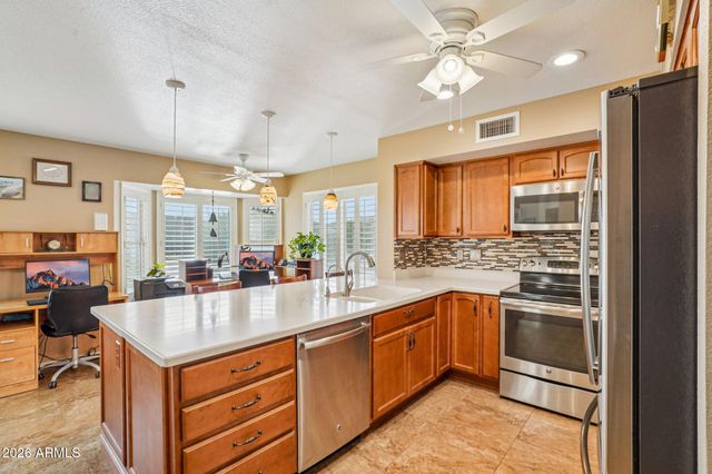 14647 W BUTTONWOOD Drive, Sun City West, AZ 85375