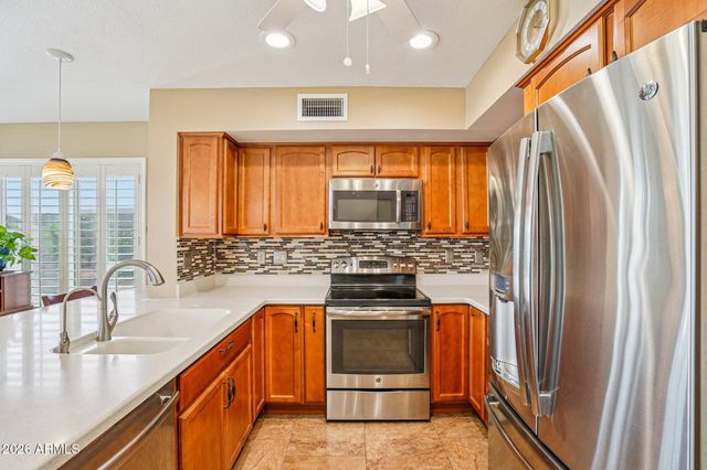 14647 W BUTTONWOOD Drive, Sun City West, AZ 85375