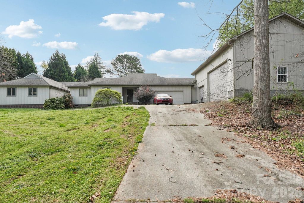 425 Lariat Circle, Salisbury, NC 28144