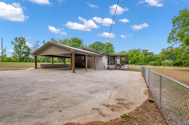 10674 US Highway 278 W, Altoona, AL 35952