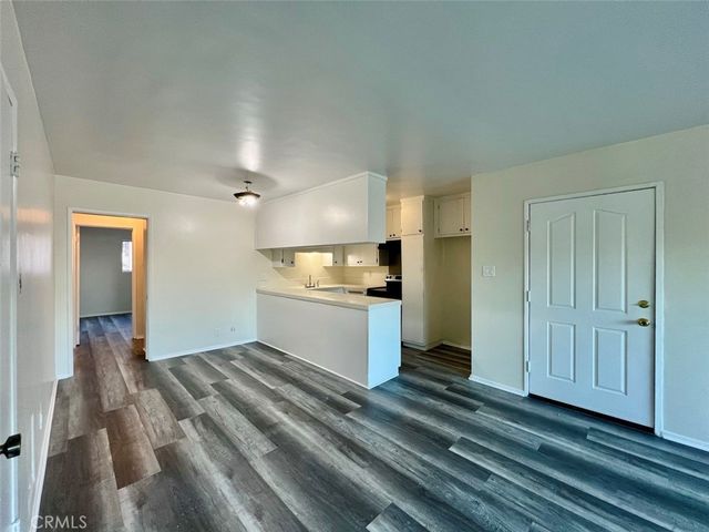 406 W Regent 13, Inglewood, CA 90301