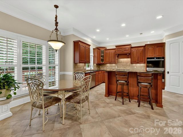 11615 Hidden Forest Lane, Davidson, NC 28036