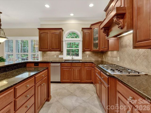 11615 Hidden Forest Lane, Davidson, NC 28036