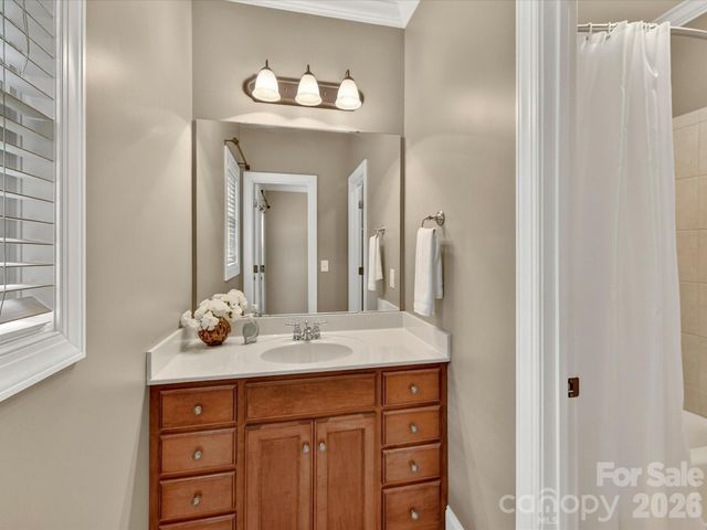 11615 Hidden Forest Lane, Davidson, NC 28036