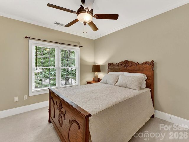 11615 Hidden Forest Lane, Davidson, NC 28036