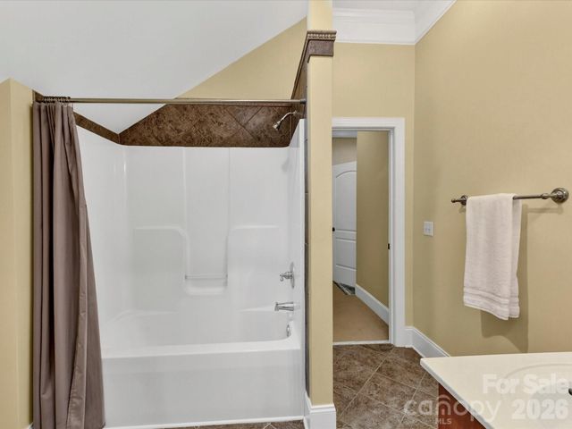 11615 Hidden Forest Lane, Davidson, NC 28036