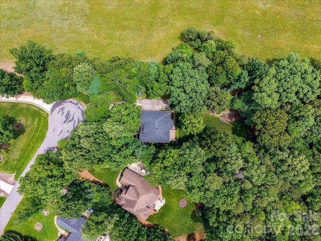 11615 Hidden Forest Lane, Davidson, NC 28036