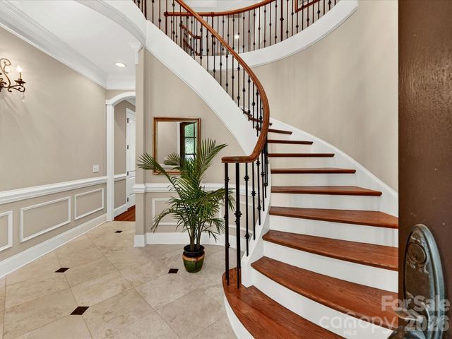 11615 Hidden Forest Lane, Davidson, NC 28036