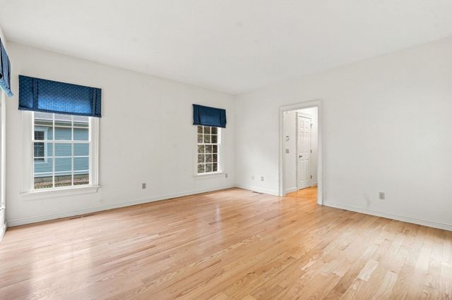 24 Ridge Rd, Hampden, MA 01036