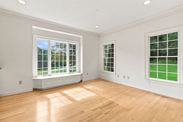 24 Ridge Rd, Hampden, MA 01036