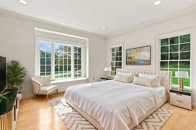 24 Ridge Rd, Hampden, MA 01036