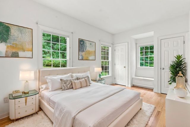 24 Ridge Rd, Hampden, MA 01036