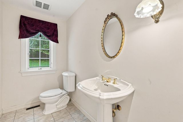 24 Ridge Rd, Hampden, MA 01036
