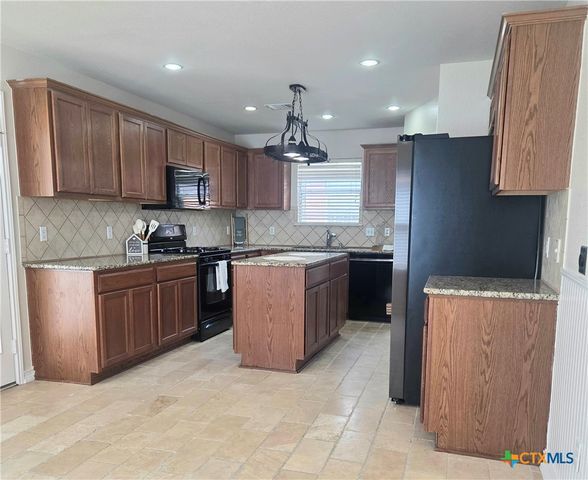 105 Lava Bed Drive, Pflugerville, TX 78660