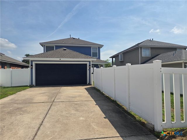 105 Lava Bed Drive, Pflugerville, TX 78660