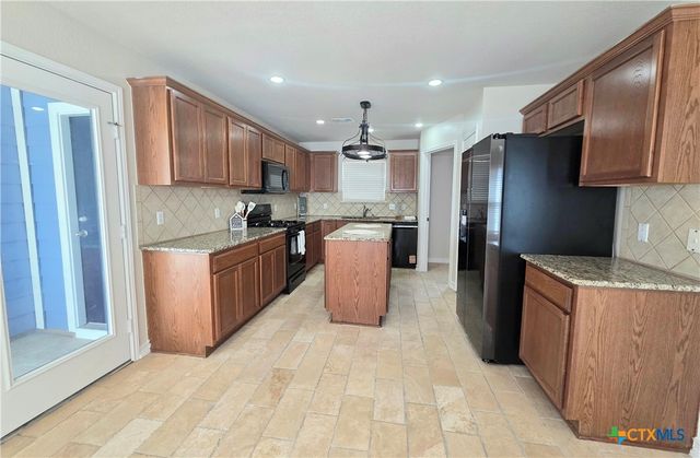 105 Lava Bed Drive, Pflugerville, TX 78660