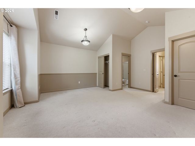 1906 Ne 48TH Way, Hillsboro, OR 97124