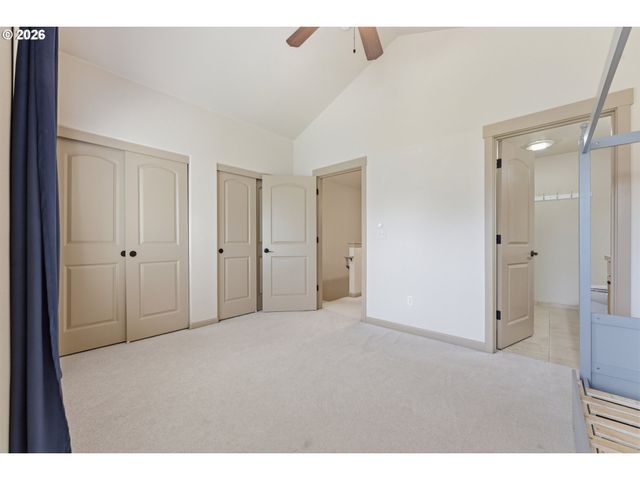 1906 Ne 48TH Way, Hillsboro, OR 97124