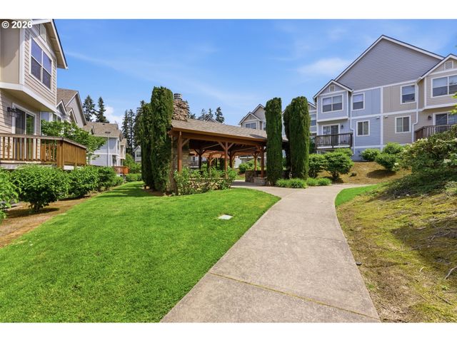 1906 Ne 48TH Way, Hillsboro, OR 97124