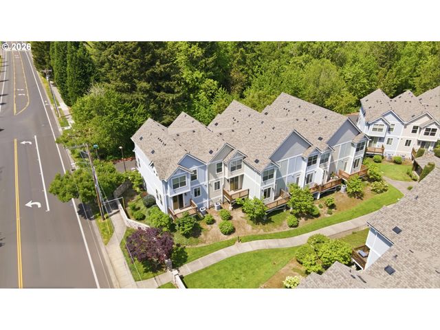 1906 Ne 48TH Way, Hillsboro, OR 97124
