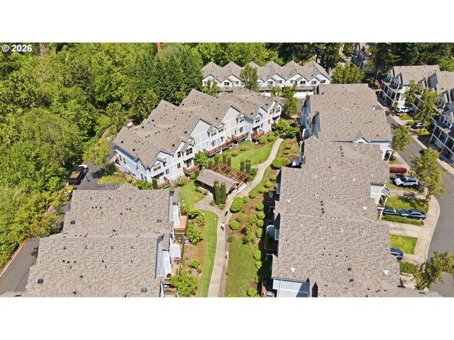 1906 Ne 48TH Way, Hillsboro, OR 97124