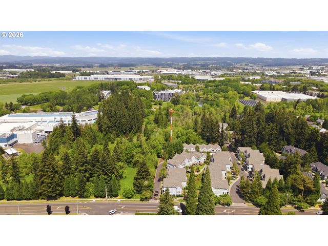 1906 Ne 48TH Way, Hillsboro, OR 97124