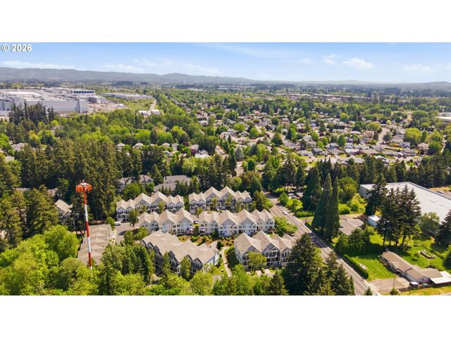 1906 Ne 48TH Way, Hillsboro, OR 97124