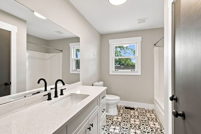 1261 Harrison Rd, Murfreesboro, TN 37128