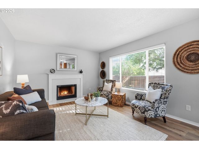 2174 Ne 13TH Ave, Hillsboro, OR 97124