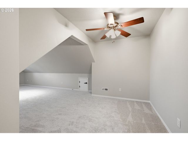 2174 Ne 13TH Ave, Hillsboro, OR 97124
